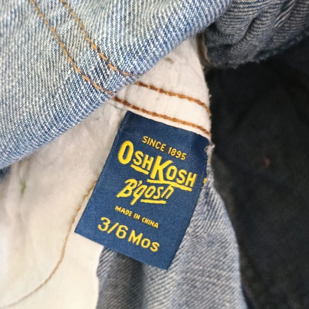 OshKosh B'Gosh Denim Blue Jean Denim Jumper Embroidered Pink Flowers Patches 3/6